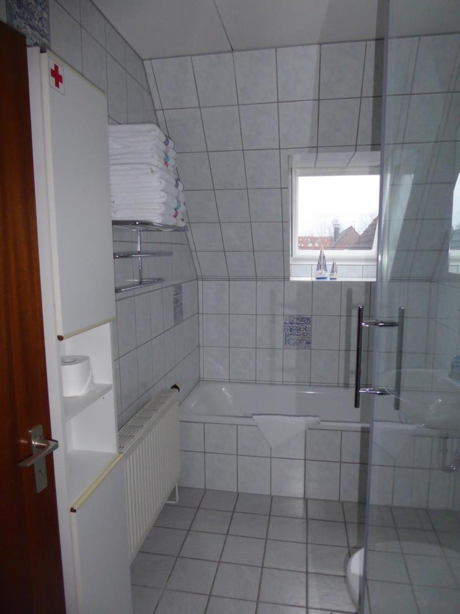 Fewo Lerchenstrasse Laboe Buitenkant foto